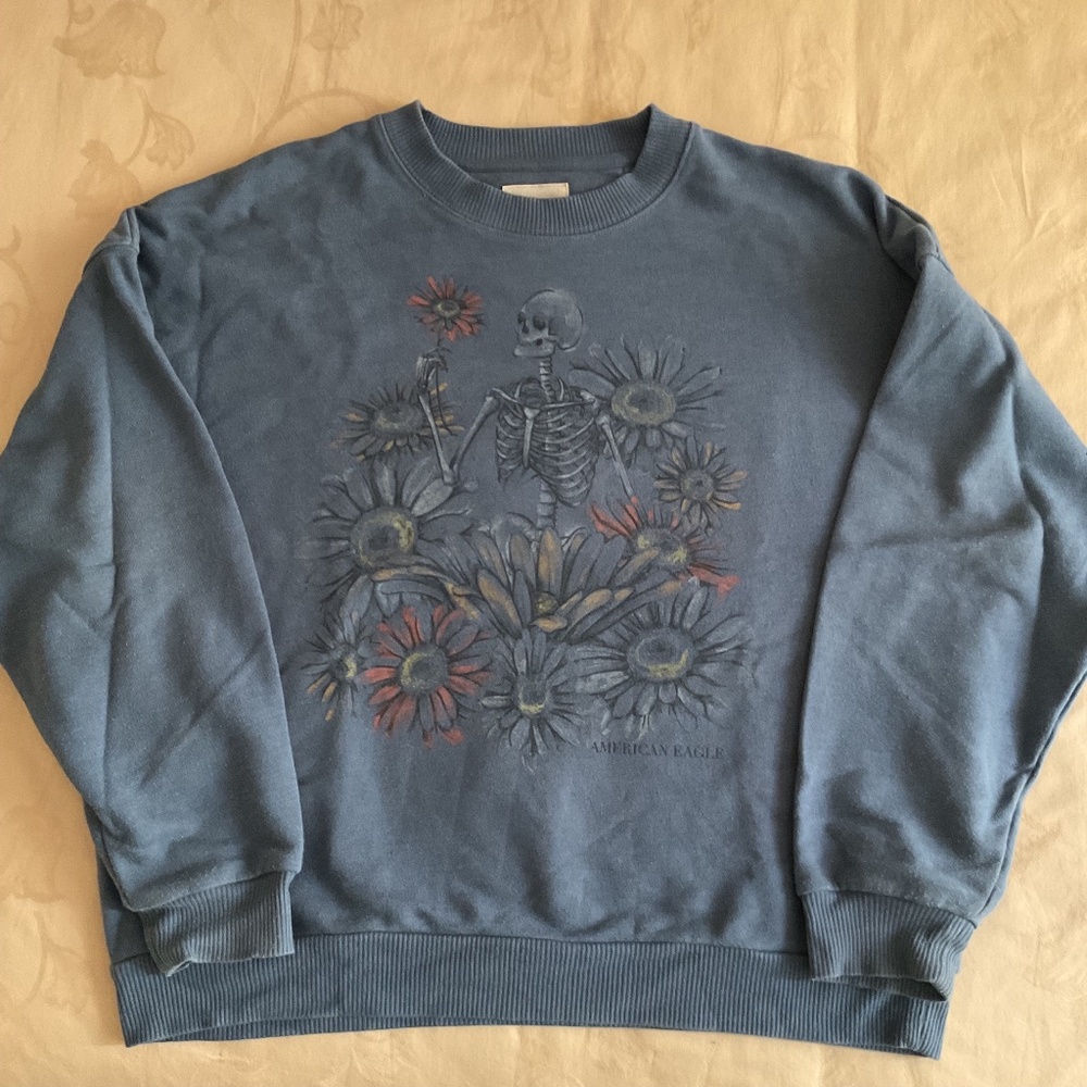 Skeleton Flowers American Eagle Ladies Sweatshirt, Size L